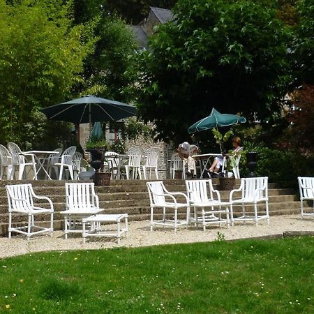 Logis Hotel Du Chateau Combourg Exterior foto